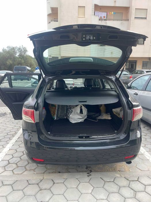 Carro usado, Toyota Avensis