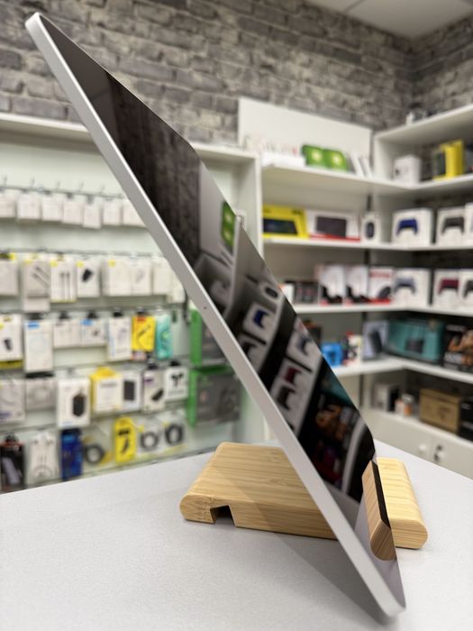 iPad Pro 12.9 M2 2022 128Gb Silver WiFi Супер стан Рідний АКБ