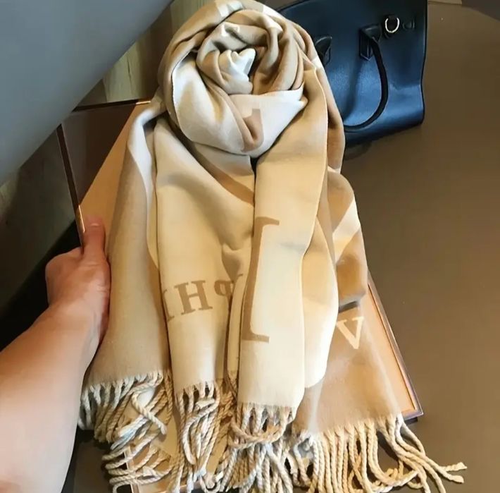 Elegancki dwustronny gruby szalik damski ciepły z frędzlami Nowy