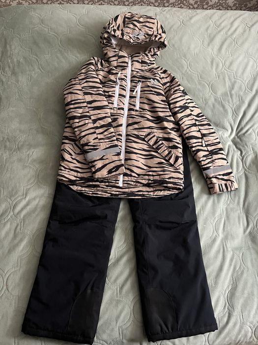 Как новый, лыжный комбинезон Дания, 146-152см