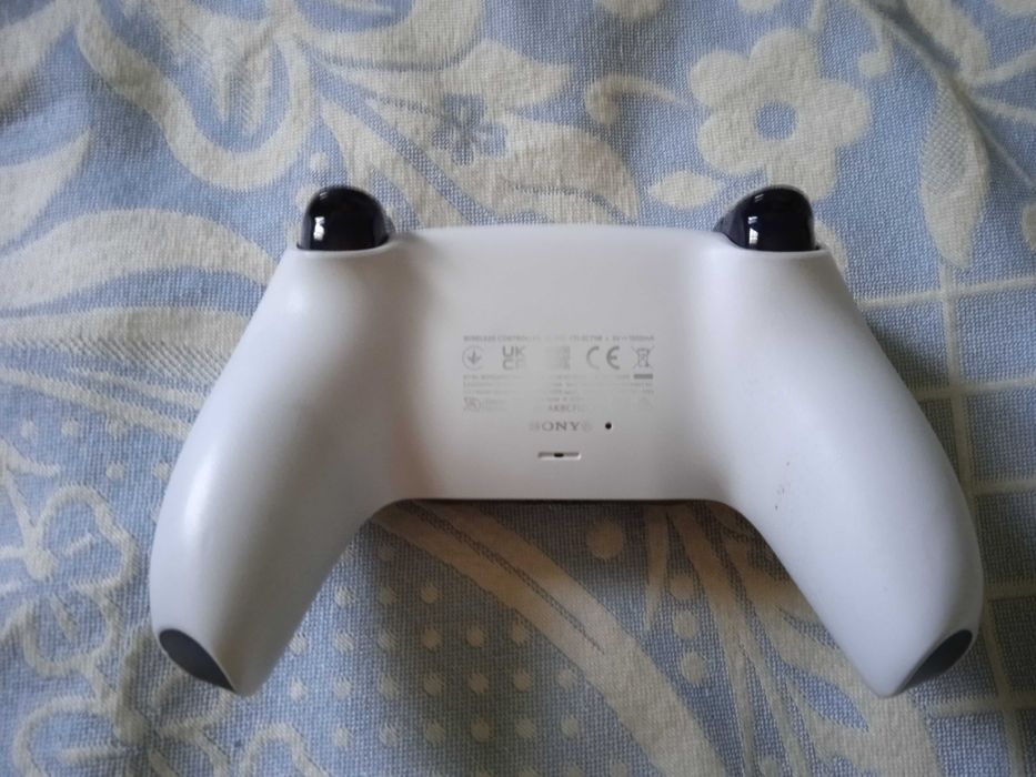 Vendo comando PlayStation 5 usado com drift