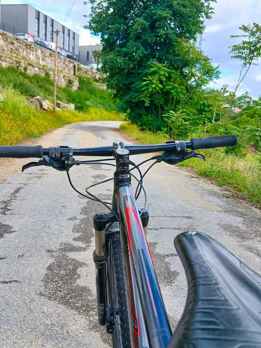 Bicicleta Coluer 29" BTT (negociável)