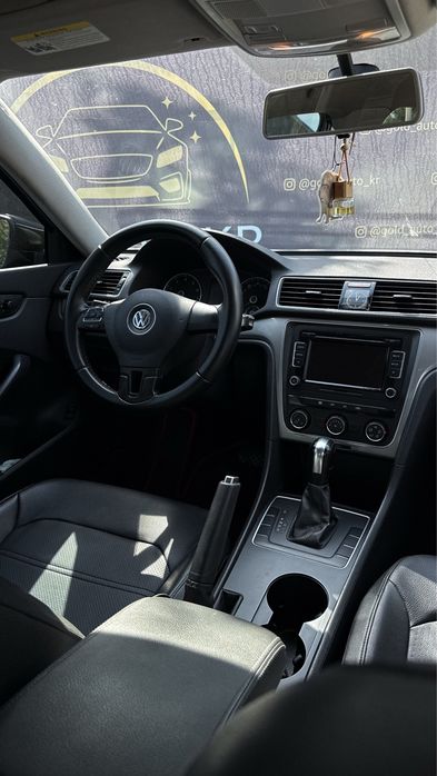 Volkswagen Passat B7 2012