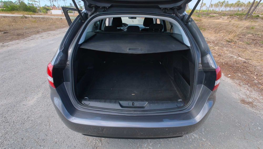 Peugeot 308 SW — fotografia 8