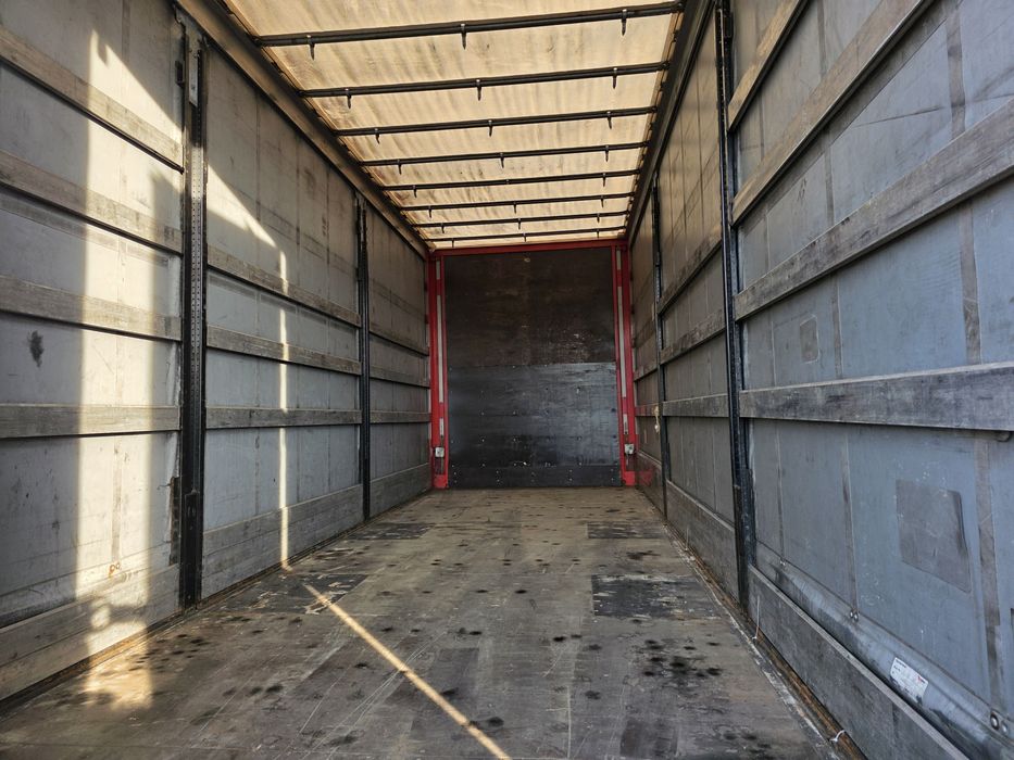 Przyczepa WIELTON  tandem zabudowa WECO