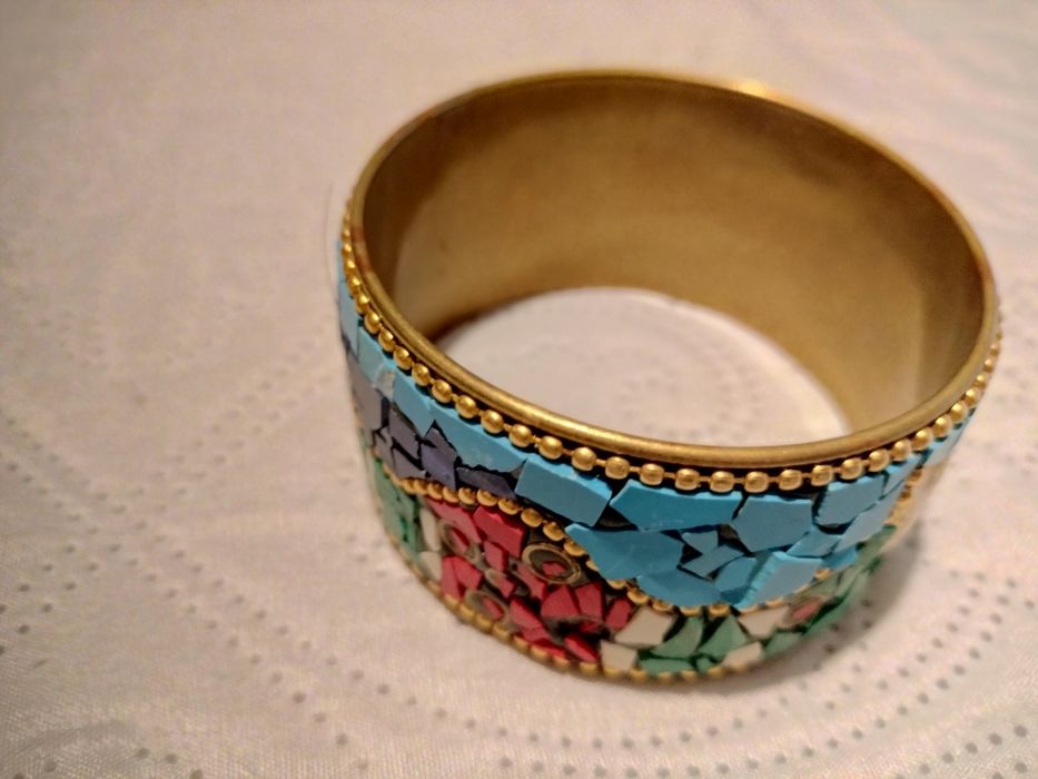 Pulseira estilo étnico da Natura /Estado Novo