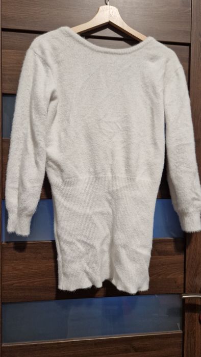 Swetr rozmiar S biały