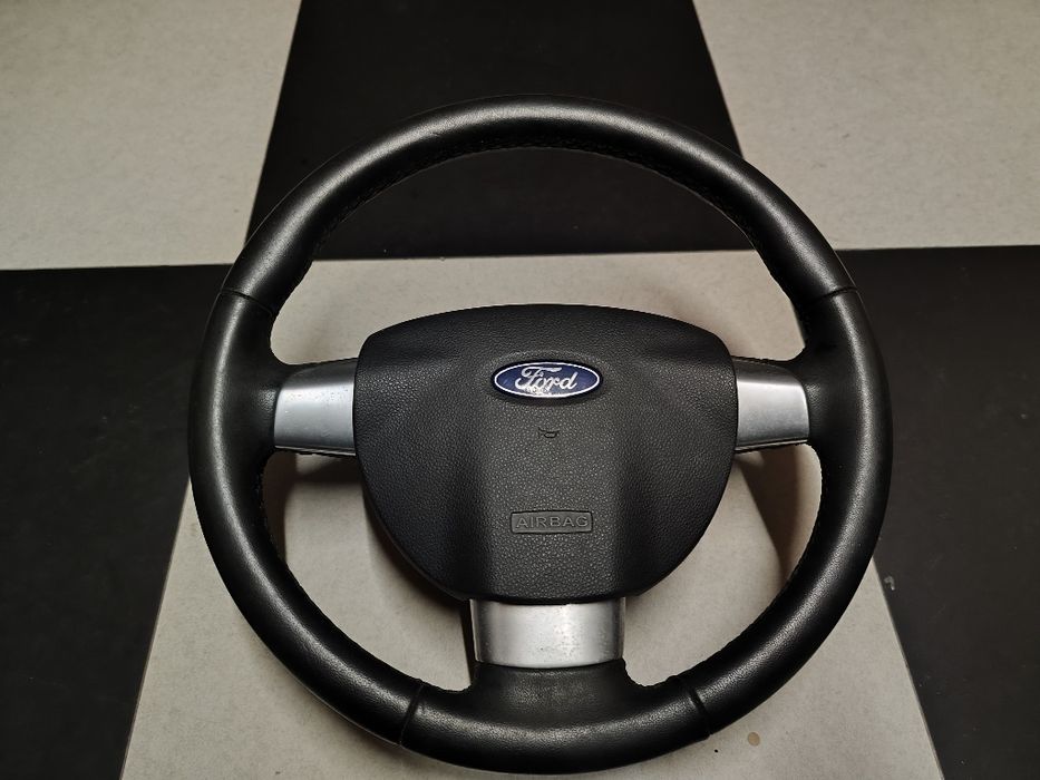 Volante Completo em Pele Ford Focus 2 Mk2 3 Braços