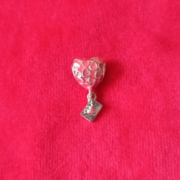 NOWY charms różowe serce.
