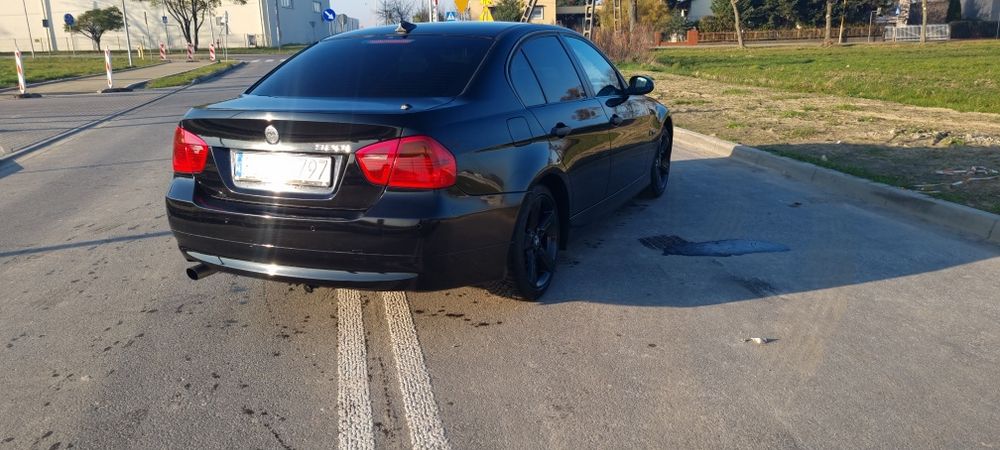 BMW E90 320i 150km