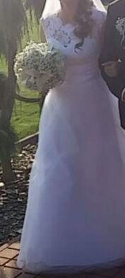 Piękna suknia ślubna