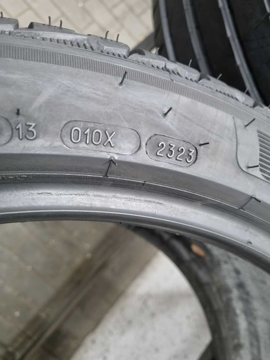 285/35/22 106W Michelin Pilot Alpin 5 SUV D.2323