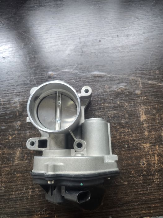 Przepustnica Ford Monedo Mk4 Benzyna