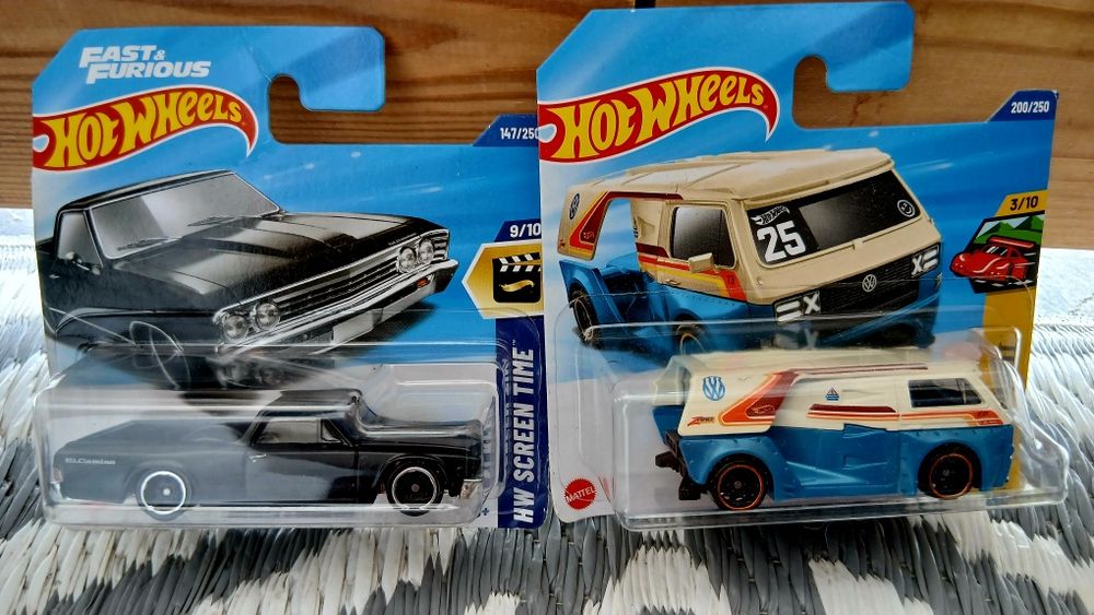 Samochodziki hot wheels
