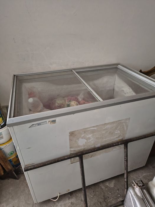 Продам морозильну камеру