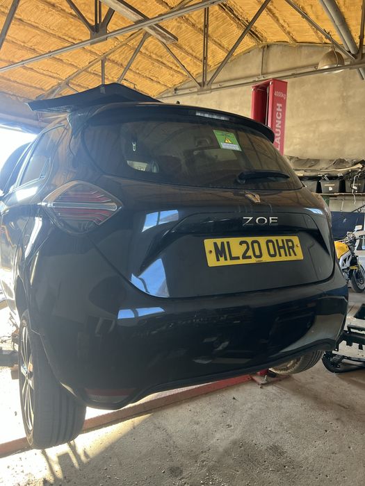 Кришка багажника zoe 2020 рік