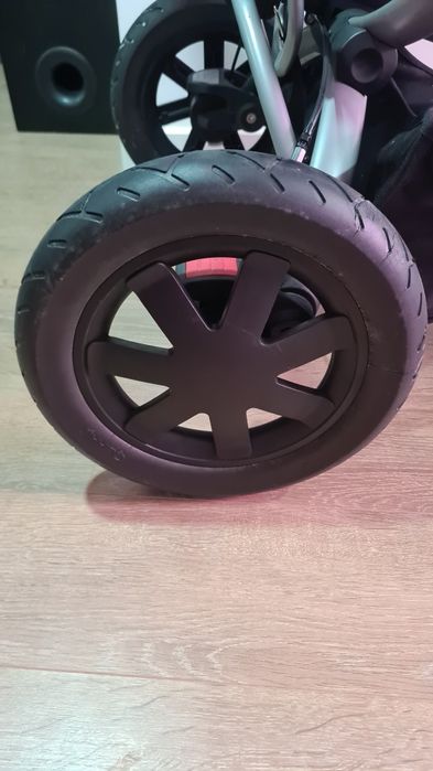 Carrinho de Bebé Quinny + Ovo Cybex Isofix