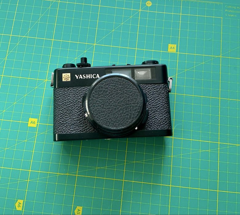 Плівковий фотоапарат Yashica Electro 35 CC (Japan)