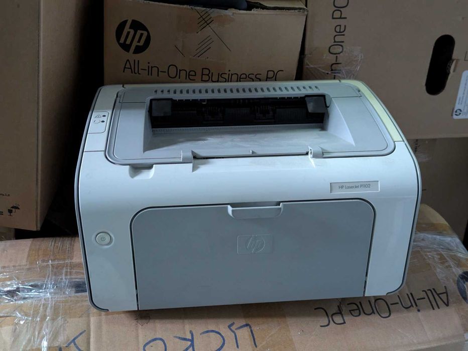 черно-белый лазерный принтер HP LaserJet P1102.