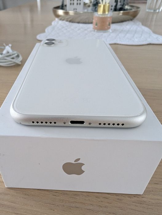Apple iPhone 11 128GB White (Biały)