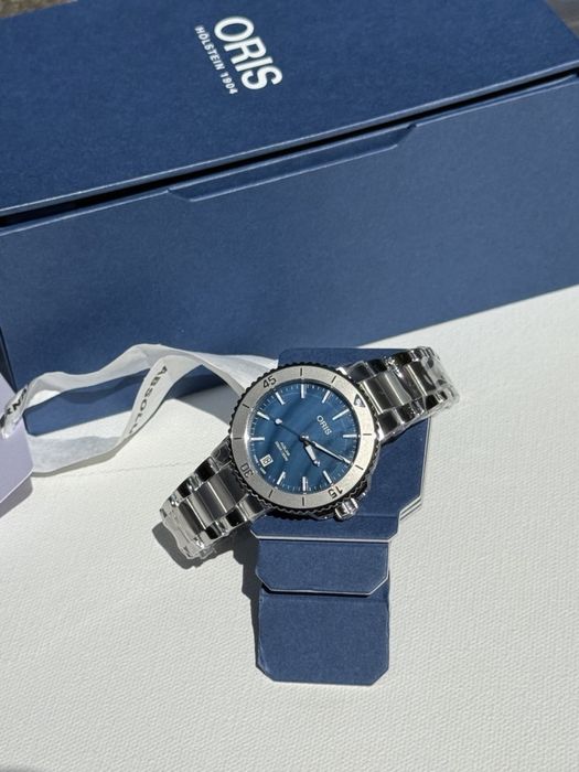 Швейцарський годинник Oris Aquis Date блакитний унісекс Швейцарія