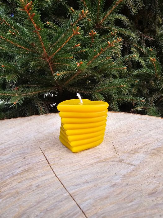 Świeczka SERCE W PASKI z naturalnego wosku pszczelego