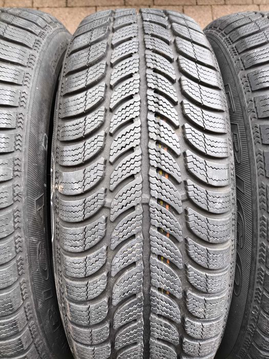 Opony Zimowe 175/65R15 Dębica Frigo 2