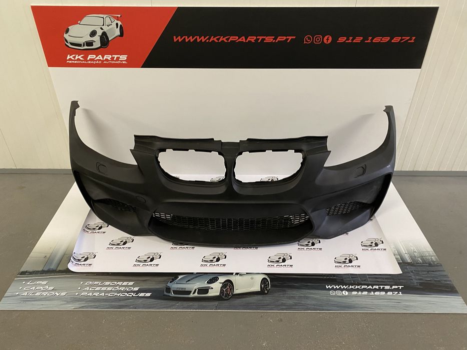 LIP SPOILER DA FRENTE PALA ABA LÂMINA AVENTAL LÁBIO FRONTAL BMW SÉRIE 1 E81 E82 E87 E88 LOOK M2 M PERFORMANCE M2 COMPETITION PARA 3 E 5 PORTAS NOVO