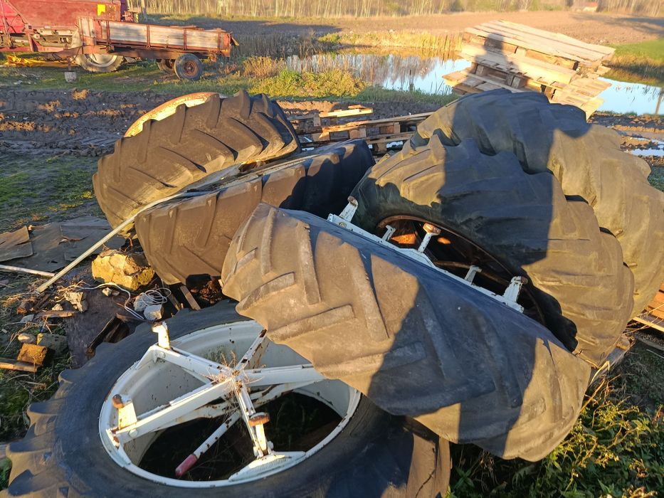 Opony koła z felgami koła bliźniacze rozmiar 13.6/12/ 36. 18.4 R 38