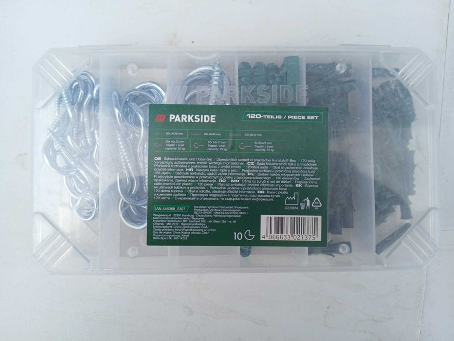 Zestaw haków i kołków