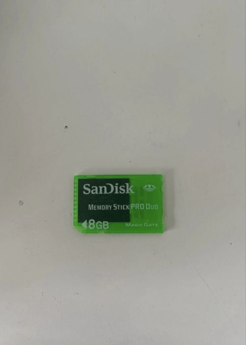 psp street 3000 + câmera  + jogos  + carregador + cartão de memória