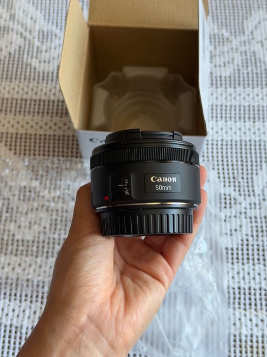 Canon EF 50mm f/1.8 STM