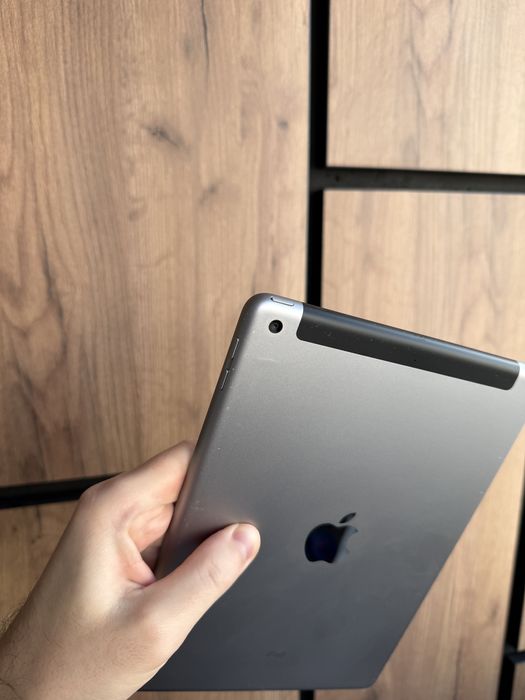 Apple iPad 6 32gb Wi-Fi + LTE