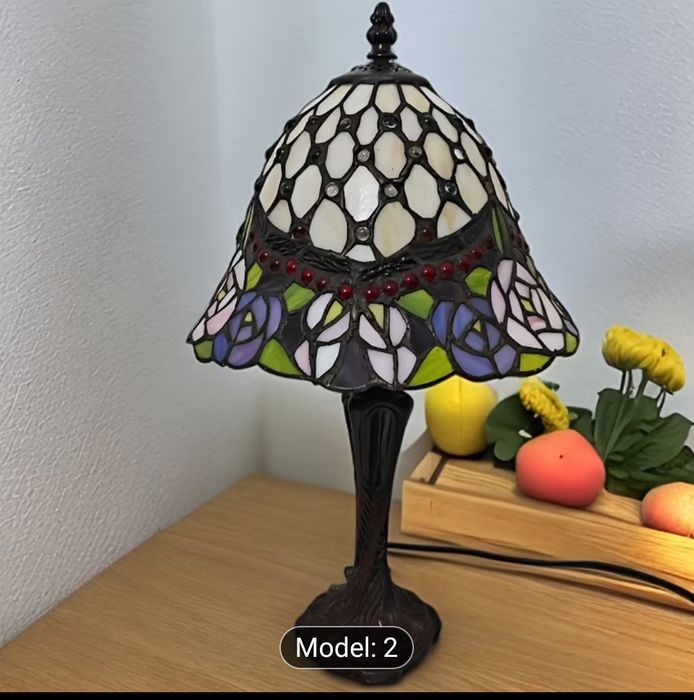 Lampa witrażowa  styl Tiffany przepiękna