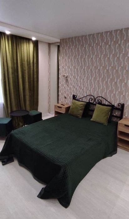 Продам 1кв Центр  4/9 36200 без комиссии!!