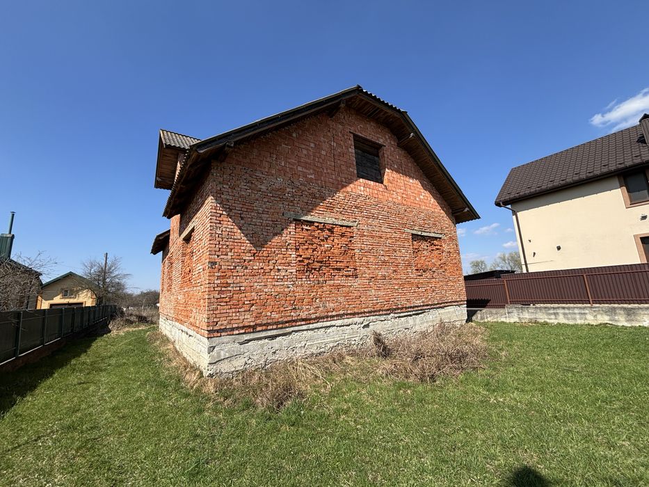 Продається будинок 130м . Ділянка 12.5 сотих. Стебник. Світло. Газ  Школа  Садок