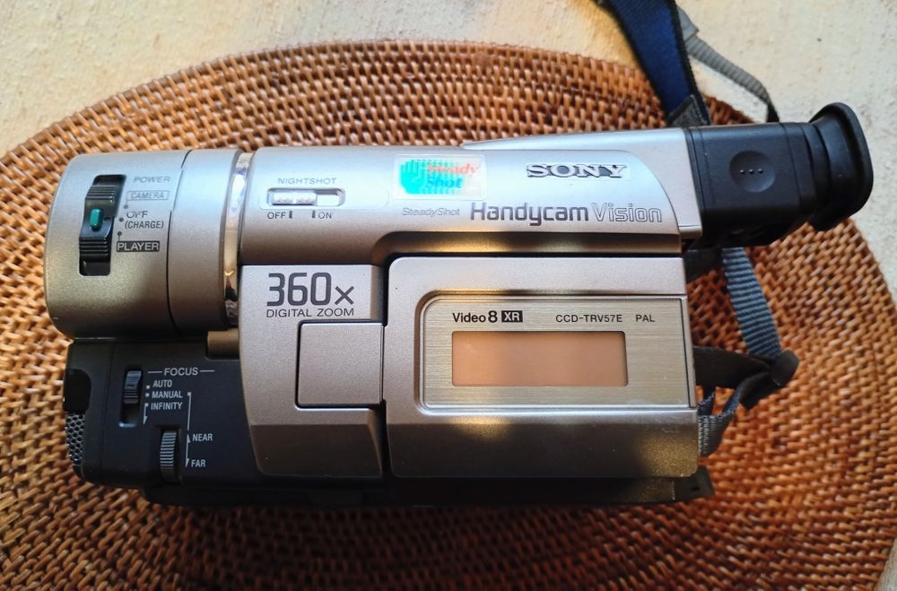 sony ccd trv - купити відеокамеру Sony - Ціна на OLX.ua