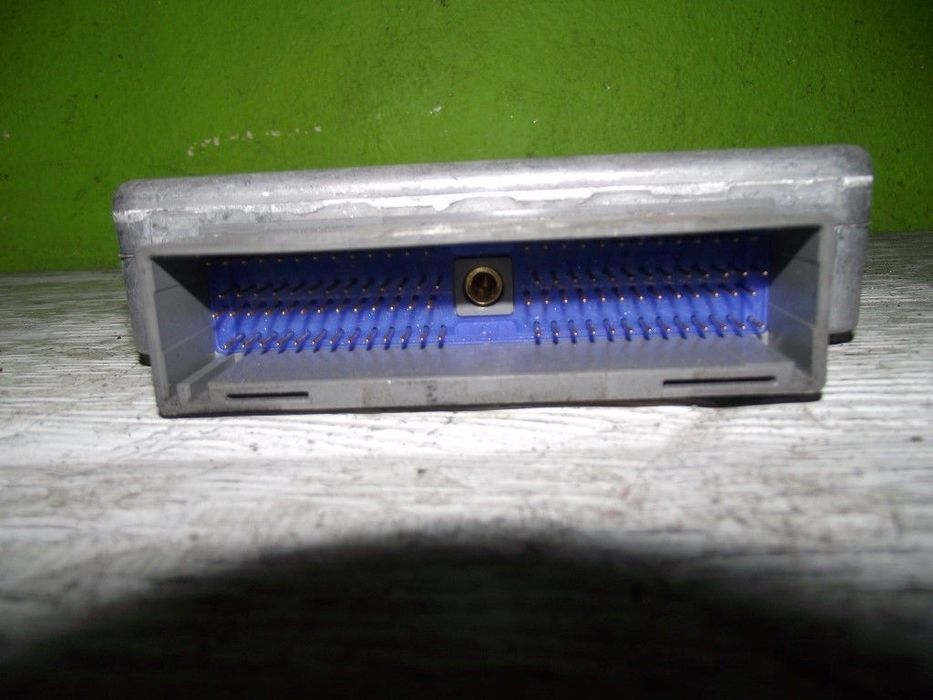 Centralina de Motor ECU Ford Transit 2.4D - 2003 - CT216