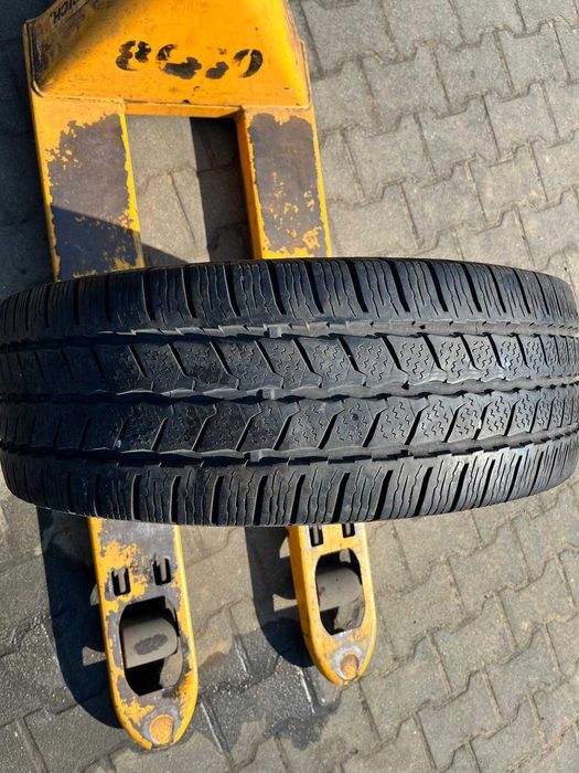 Opona zimowa Continental Van Winter 235/65 R16C 115/113R DOT21 #3928