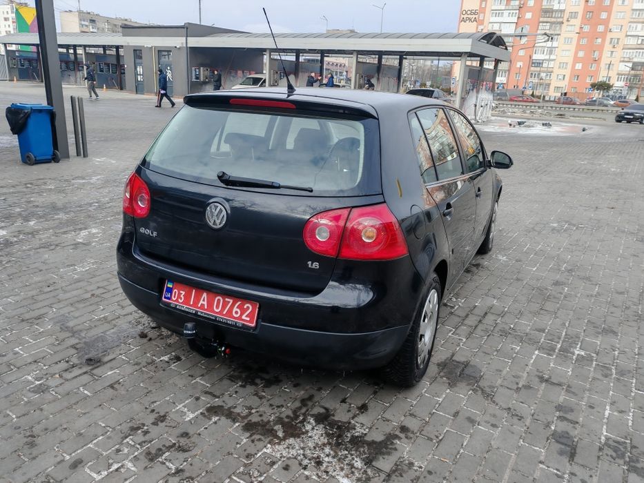 Volkswagen Golf 5 2008 рік 1.6 мпі