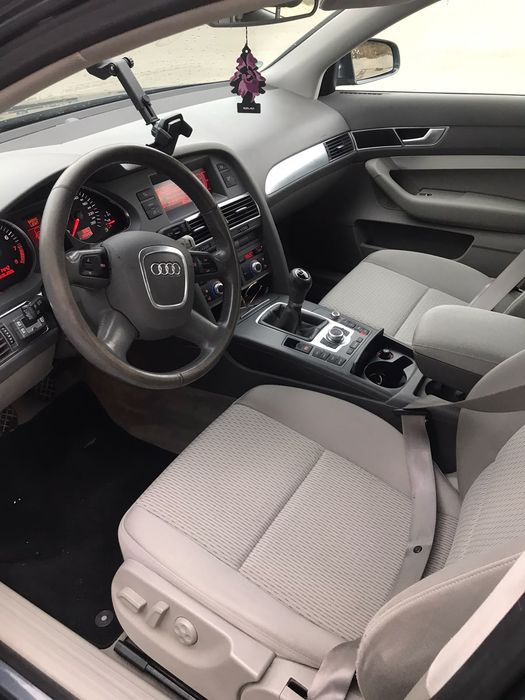 AUDI A6  2,4 benzyna godna uwagi