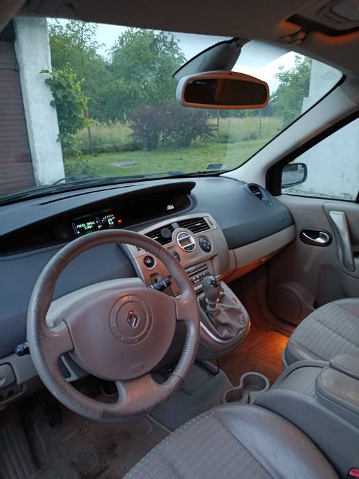Renault Scenic II 2.0 16V