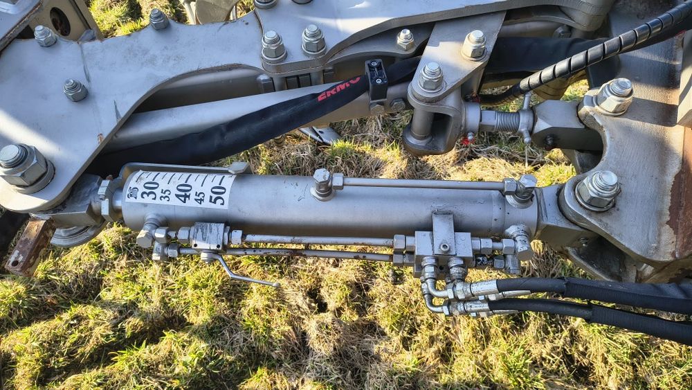 Pług obrotowy Ermo, 4 skiby, Vario.