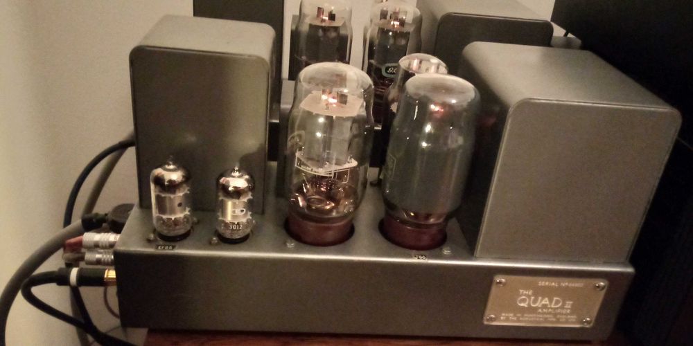 QUAD II amplificadores à Válvulas