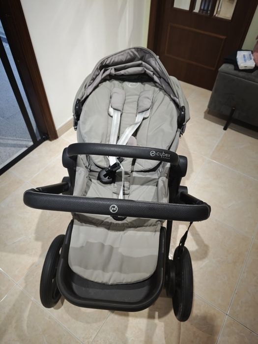 Carrinho de bebe Cybex E-Priam e ovinho