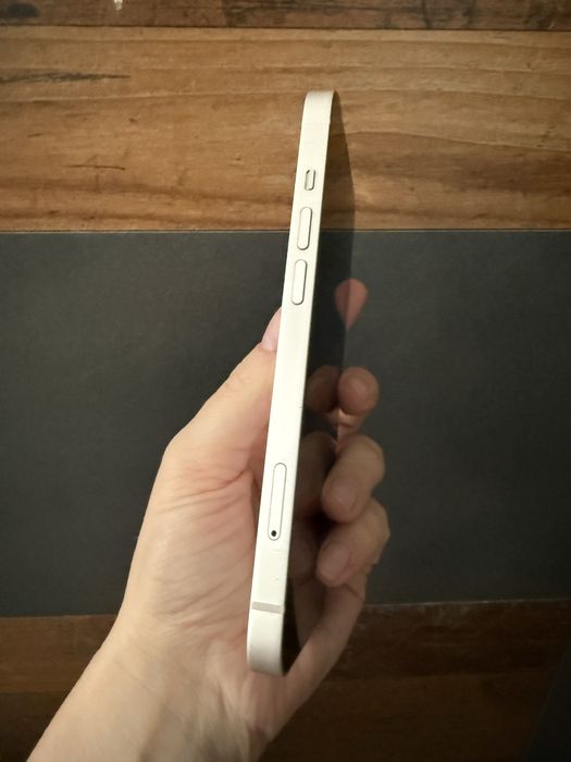 iPhone 13 128 Gb Neverlock + AirPods Pro 2