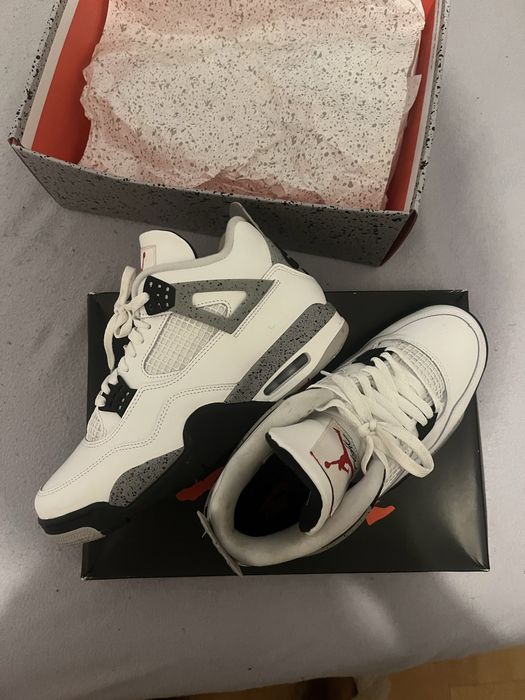 Jordan Retro4 blanco e preto