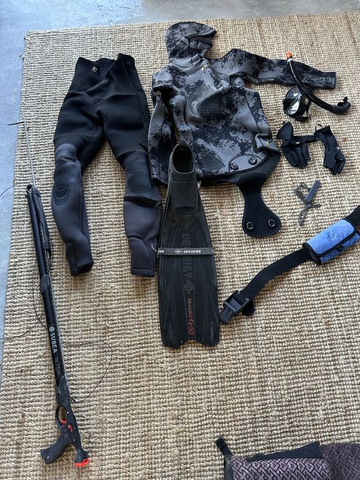 Vendo kit Material Caca Submarina