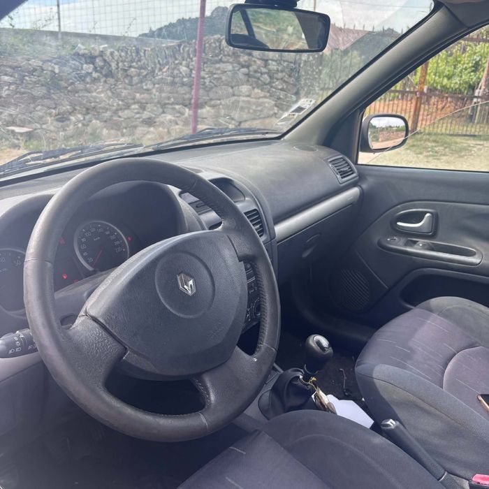 Renault Clio 1.2 16V -2004