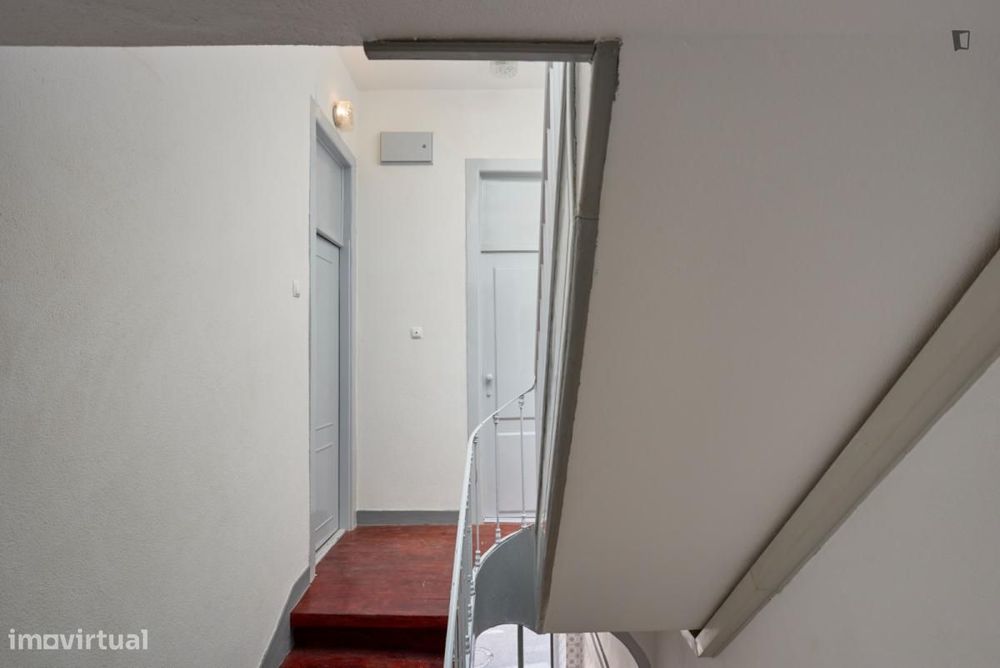 Quarto - localizado em Penha de França Lisbon